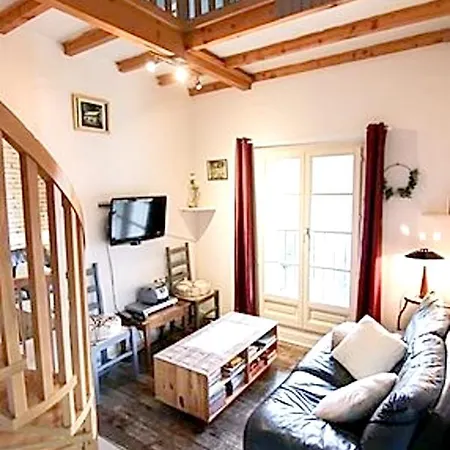 Διαμέρισμα With One Bedroom In With Wonderful Mountain View And Enclosed Garden *